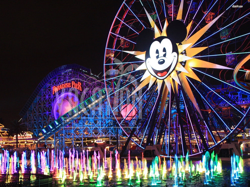 Mickey ferris wheel at California Adventure, Disneyland